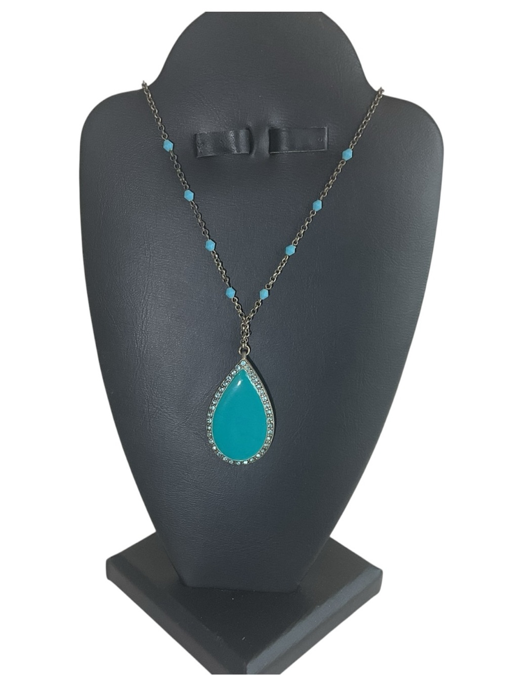 Robert Rose Turquoise Blue Teardrop Pendant Necklace Rhinestone Accent Beaded 16